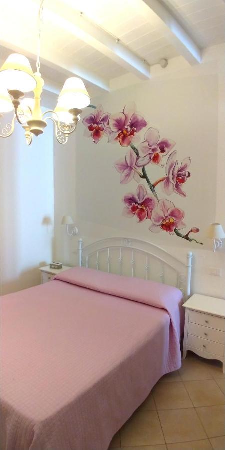 My Monopoli- Casa Dei Fiori "Orchidea" Centro Storico Hotel Kültér fotó